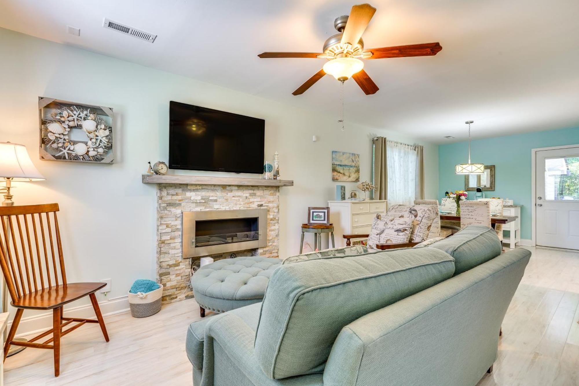 Cozy Goose Creek Escape With Patio And Grill Βίλα Εξωτερικό φωτογραφία